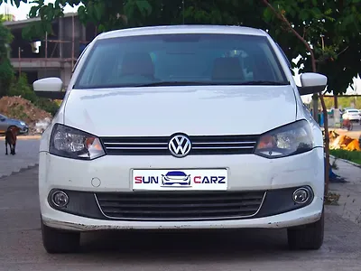 2013 Volkswagen Vento Highline Diesel 1