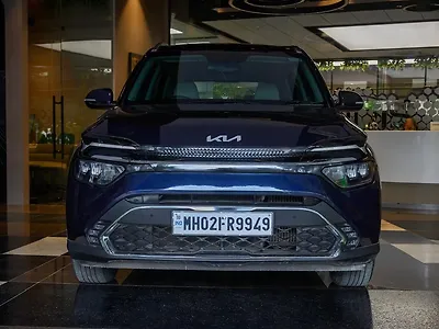 2022 Kia Carens Luxury Plus 1.5 Diesel AT 7 STR 1