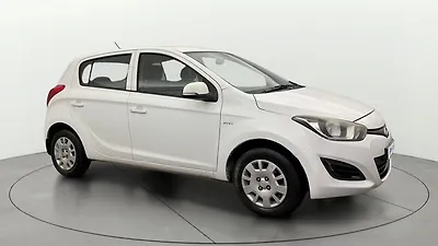 2012 Hyundai i20 Magna (O) 1.2 1 2012 Hyundai i20 Magna (O) 1.2 1