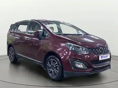 2018 महिंद्रा मराजो m8 7 str 1