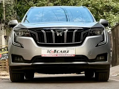 2022 Mahindra XUV700 AX7 Luxury Pack AWD Diesel 2.2L Turbo Automatic 7 STR 1 2022 Mahindra XUV700 AX7 Luxury Pack AWD Diesel 2.2L Turbo Automatic 7 STR 1