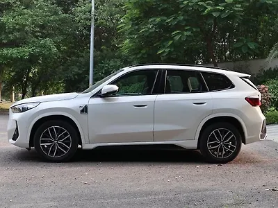 2023 BMW X1 sDrive18i M Sport 1