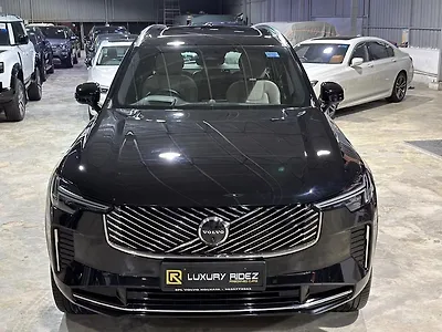Second Hand Volvo XC90 B5 Ultra in Hyderabad
