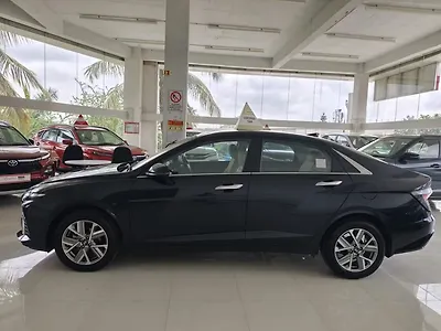 2023 Hyundai Verna SX (O) Petrol 1.5L Automatic (CVT)