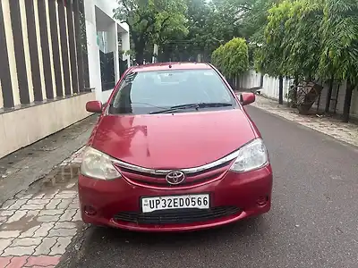 2012 टोयोटा इटियोस वीडी 1
