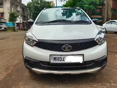 Second Hand टाटा टियागो रेवोट्रॉन xz in नाशिक