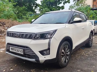 2019 Mahindra XUV300 1.5 W8 (O) AMT [2019-2020] 1