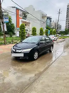 2014 होंडा सिटी SV डीज़ल 1 2014 होंडा सिटी SV डीज़ल 1