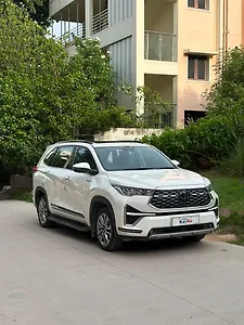 2024 Toyota Innova Hycross ZX (O) Hybrid (Electric + Petrol) Automatic (e-CVT) 7 STR 1 2024 Toyota Innova Hycross ZX (O) Hybrid (Electric + Petrol) Automatic (e-CVT) 7 STR 1