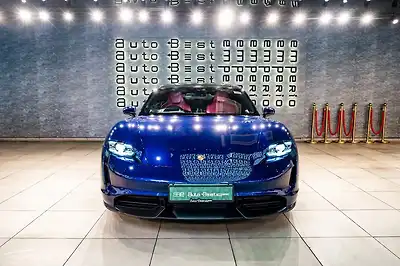 2025 Porsche Taycan 4S 1