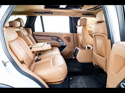 2022 Land Rover Range Rover SE LWB 3.0 Petrol