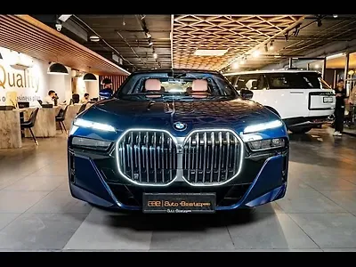2024 BMW 7-Series 740i M Sport 1