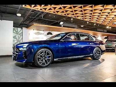 2024 BMW 7 Series 740i M Sport