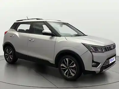 2020 महिंद्रा XUV300 w8 (o) 1.2 पेट्रोल 1