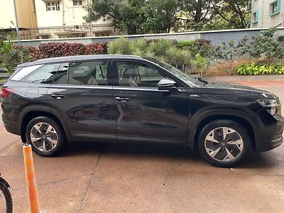 2025 Skoda Kodiaq Selection L&K 2.0 TSI AT