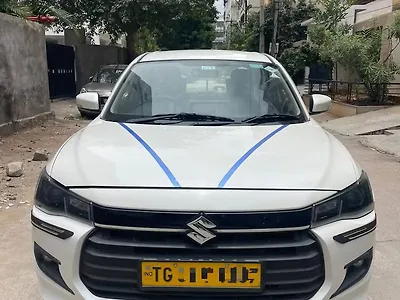 2025 Maruti Suzuki Swift VXi Petrol Manual 1