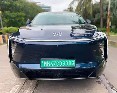 2025 महिंद्रा XEV 9e Pack Three 79.0 kWh 11.2kW Charger 1 2025 महिंद्रा XEV 9e Pack Three 79.0 kWh 11.2kW Charger 1