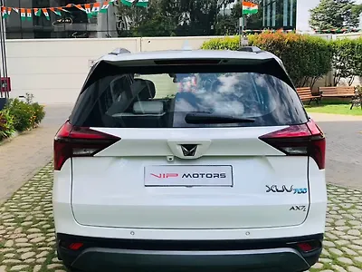 2022 Mahindra Old Generation XUV700 AX7 Luxury Pack 2WD Diesel 2.2L Turbo Automatic 7 STR