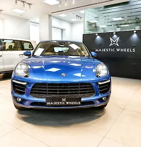 2017 Porsche Macan R4 1 2017 Porsche Macan R4 1