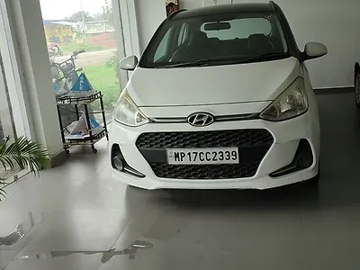 2018 Hyundai Grand i10 Sportz 1.2 Kappa VTVT Dual Tone 1