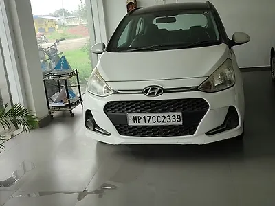 2018 Hyundai Grand i10 Sportz 1.2 Kappa VTVT Dual Tone 1 2018 Hyundai Grand i10 Sportz 1.2 Kappa VTVT Dual Tone 1