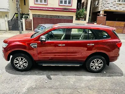 2017 Ford Endeavour Titanium 3.2 4x4 AT