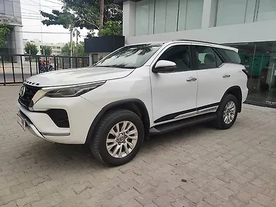 2024 Toyota Fortuner