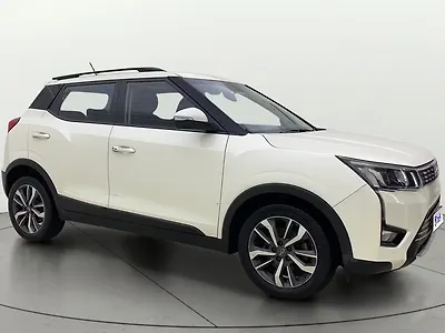 2021 Mahindra XUV300 W8 (O) 1.2 Petrol 1
