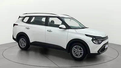 2022 Kia Carens Prestige Plus 1.5 Diesel MT 7 STR 1 2022 Kia Carens Prestige Plus 1.5 Diesel MT 7 STR 1