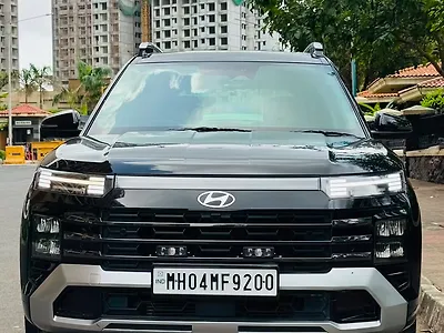 2024 Hyundai Alcazar Signature (O) 6 STR 1.5 Petrol  DCT Dual Tone 1