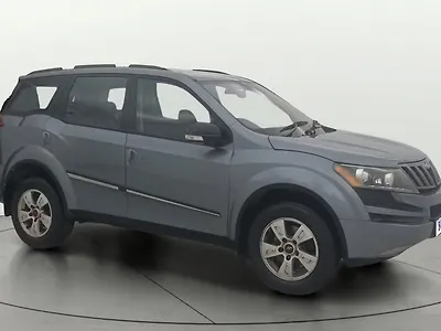 2014 महिंद्रा XUV500 w8 1