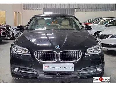 2015 BMW 5-Series 520d Luxury Line 1