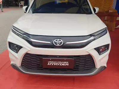 2025 Toyota Urban Cruiser Hyryder V AT NeoDrive [2023-2025] 1