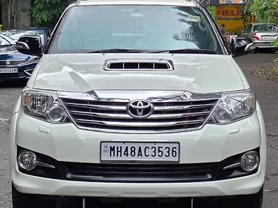 2015 Toyota Fortuner 4x2 AT 1