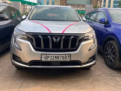 2022 Mahindra XUV700 AX 7 Petrol AT 7 STR [2023-2024] 1