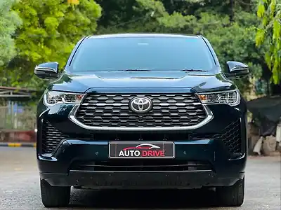 2025 टोयोटा इनोवा हायक्रॉस VX Hybrid (Electric + Petrol) Automatic (e-CVT) 8 STR 1