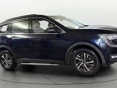 2022 महिंद्रा XUV700 AX 5 पेट्रोल एटी 5 सीटर [2021] 1