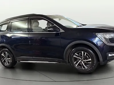 2022 Mahindra XUV700 AX 5 Petrol AT 5 STR [2021] 1