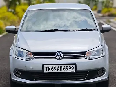 2011 Volkswagen Vento Highline Diesel 1
