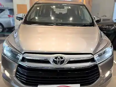 2017 टोयोटा इनोवा क्रिस्टा 2.8 zx 7 str [2016-2020] ऑटोमैटिक 1