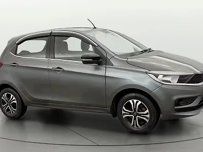 2023 Tata Tiago XT [2023-2025] 1