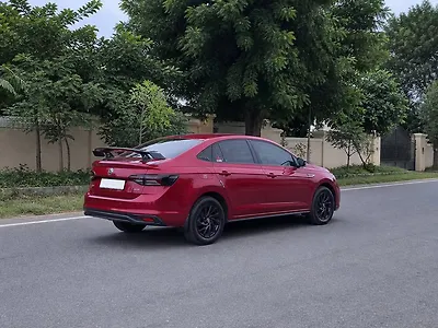 2024 Volkswagen Virtus Highline Petrol 1.0L Turbo Manual