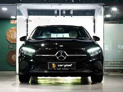 2023 Mercedes-Benz A-Class Limousine 200 1 2023 Mercedes-Benz A-Class Limousine 200 1