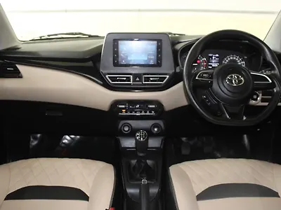2023 Toyota Glanza G