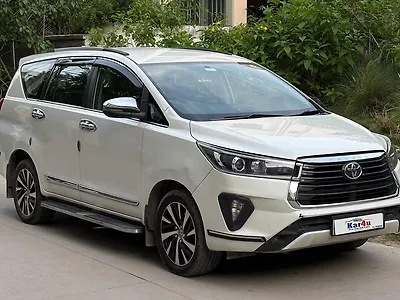 2022 Toyota Innova Crysta ZX 2.4 AT 7 STR 1
