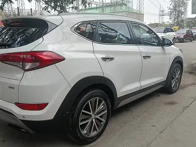 2017 Hyundai Tucson GL 2WD AT Diesel