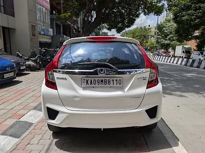 2015 Honda Jazz V AT Petrol