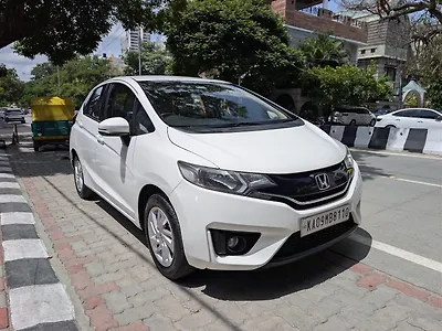 2015 Honda Jazz V AT Petrol