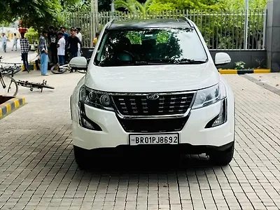 2019 Mahindra XUV500 W11 [2018-2020] 1