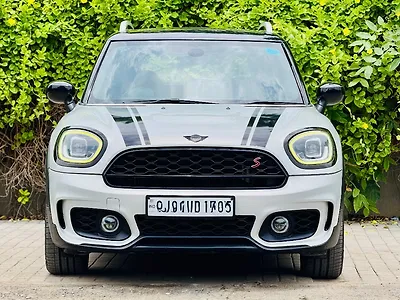 2021 Mini Cooper JCW Hatchback 1